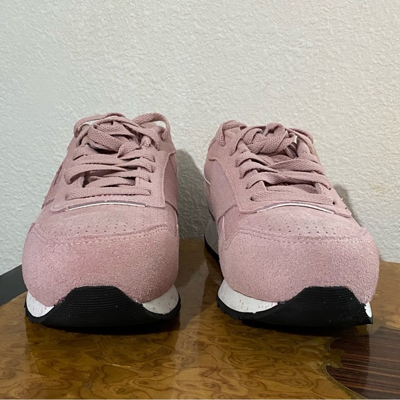 Reebok Harman Women's size 7 M Pink Suede Classic Work Shoes composite Toe - Picture 3 of 15